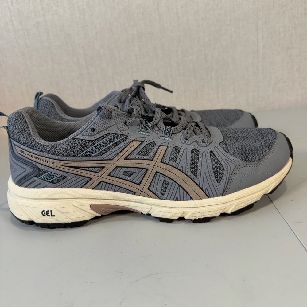 Asics Running Shoes Women 10.5 Gel Venture 7 MX Athletic Trail Sneakers 1012A627
